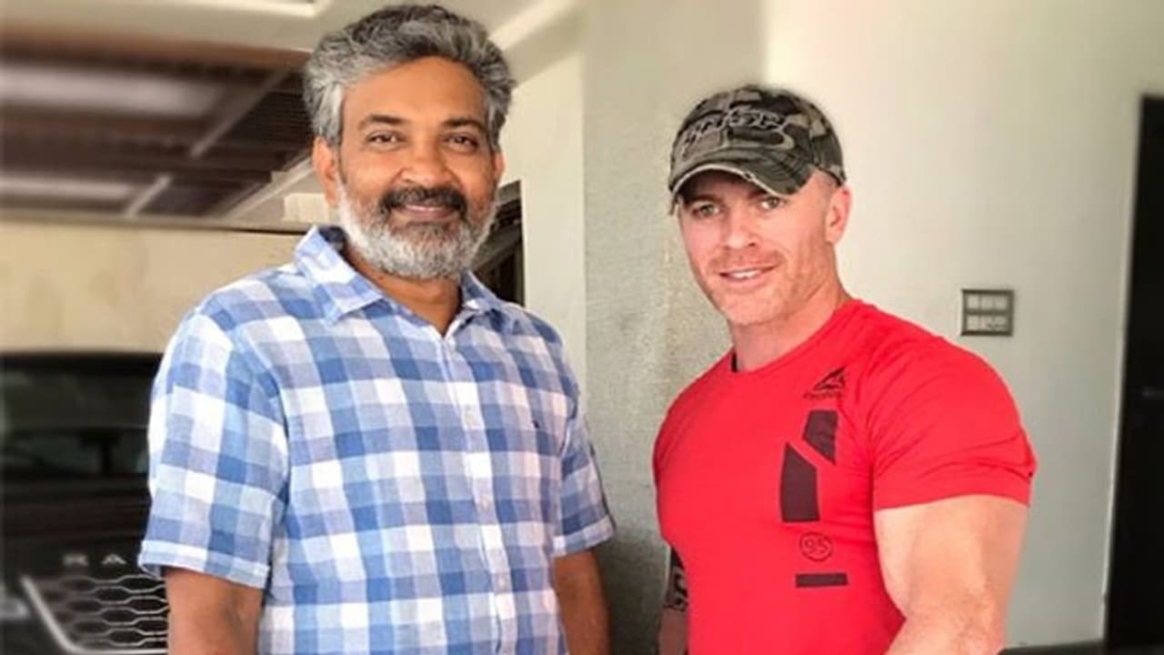 #RRR:తారక్ క్యారెక్టర్ గుట్టు లాగిన స్టీవెన్స్..!