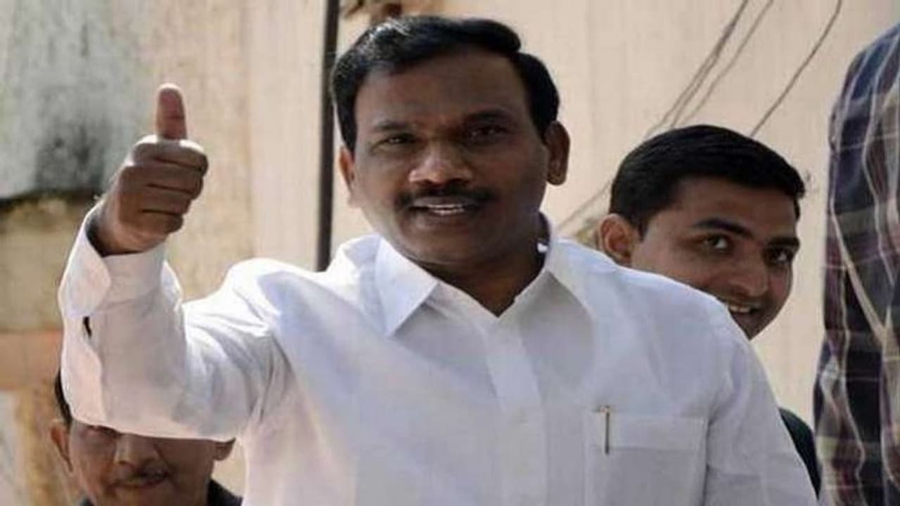 அவரின் பிறப்பை இழிவுபடுத்த வேண்டும் என்ற நோக்கம் இல்லை.. ஆ.ராசா தன்னிலை விளக்கம். அவரின் பிறப்பை இழிவுபடுத்த வேண்டும் என்ற நோக்கம் இல்லை.. ஆ.ராசா தன்னிலை விளக்கம்.