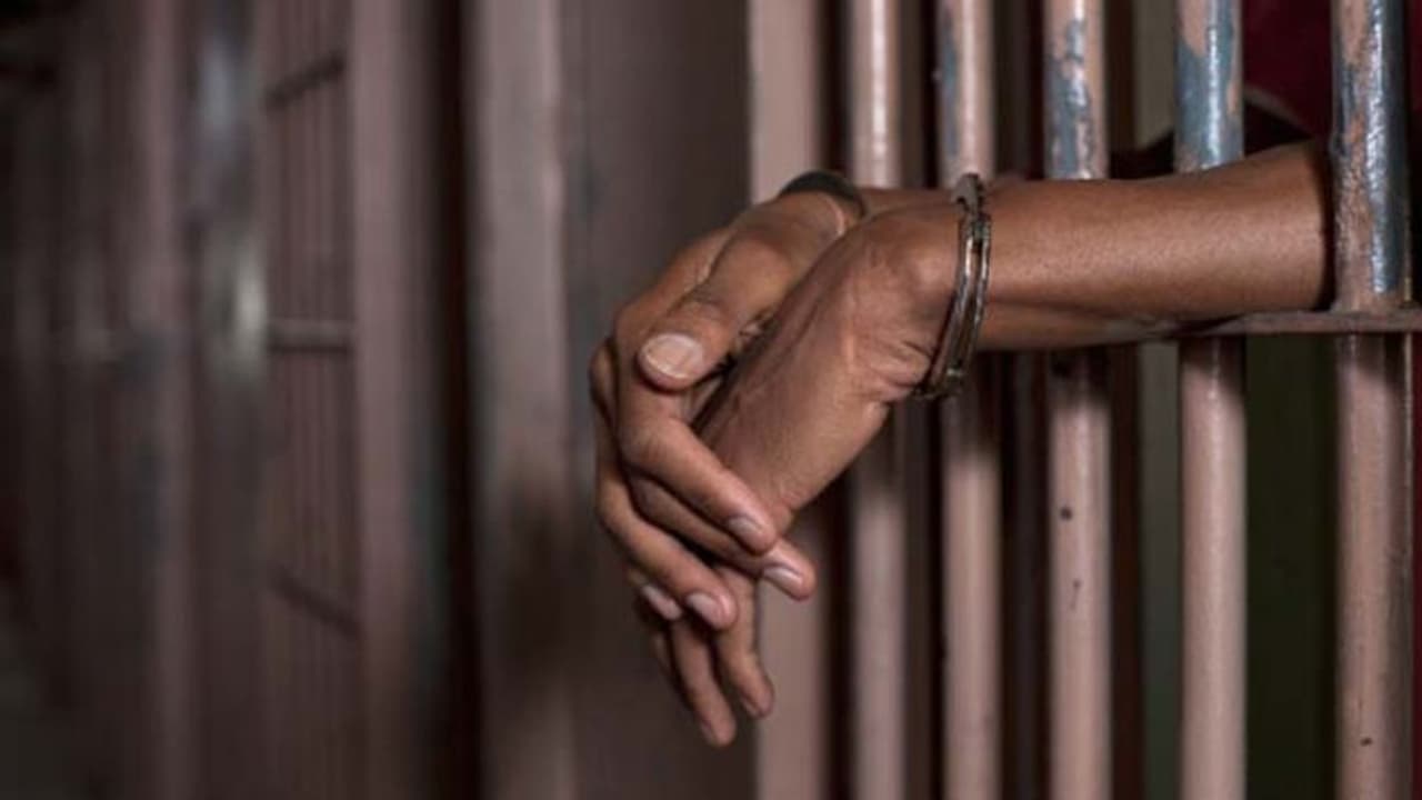 ജയിലിനകത്തും ഗ്യാംങ്ങ് വാര്; ബ്രസീലില് 55 തടവുപുള്ളികള് കൊല്ലപ്പെട്ടു ജയിലിനകത്തും ഗ്യാംങ്ങ് വാര്; ബ്രസീലില് 55 തടവുപുള്ളികള് കൊല്ലപ്പെട്ടു