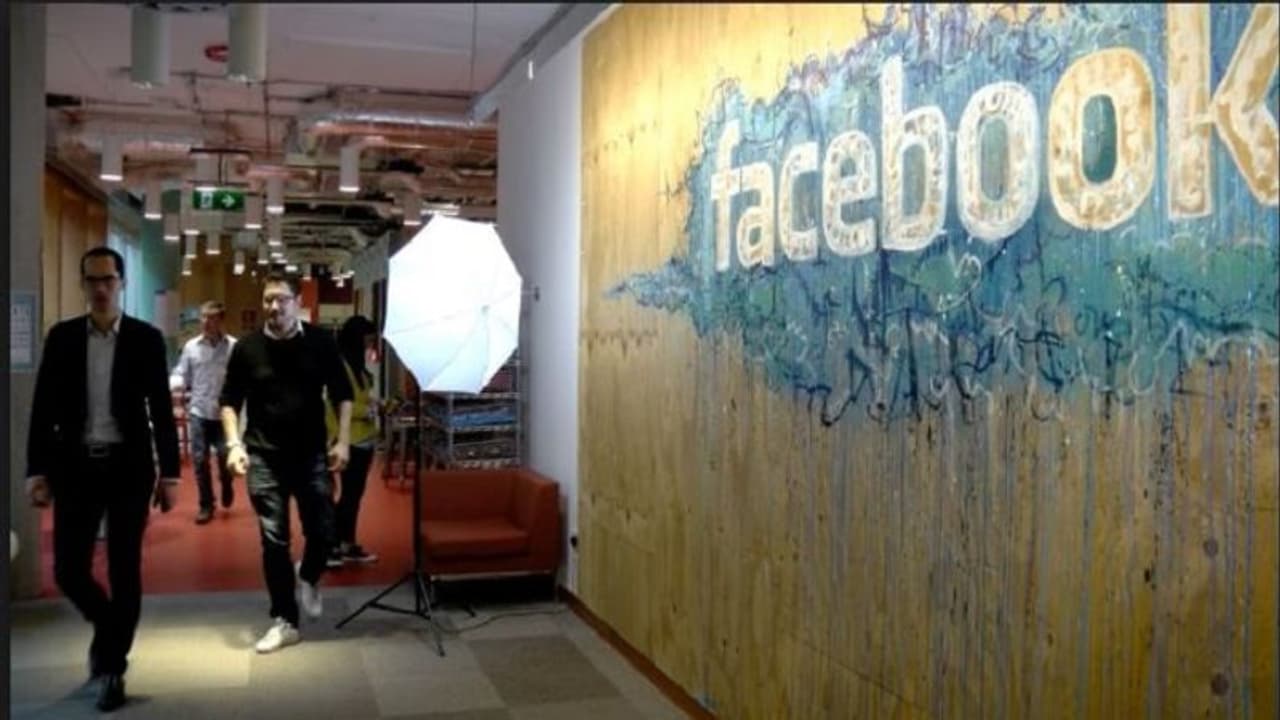 ಬೆಂಗಳೂರಲ್ಲಿ ಫೇಸ್‌ಬುಕ್: ಯಾರಿಗಿದೆ ಉದ್ಯೋಗದ ಲಕ್?