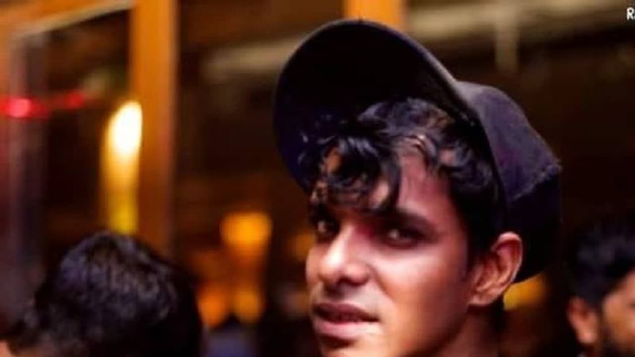 ബെംഗളൂരു മയക്കുമരുന്ന് കേസിൽ ബിഗ് ബോസ് താരം ആദം പാഷ അറസ്റ്റിൽ ബെംഗളൂരു മയക്കുമരുന്ന് കേസിൽ ബിഗ് ബോസ് താരം ആദം പാഷ അറസ്റ്റിൽ