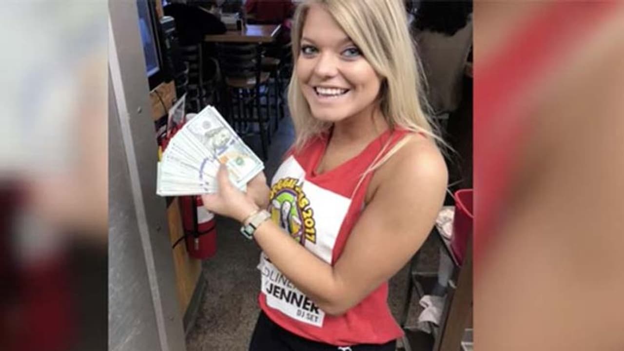 గ్లాసు వాటర్ ఇచ్చినందుకు.. 7 లక్షల టిప్ గ్లాసు వాటర్ ఇచ్చినందుకు.. 7 లక్షల టిప్