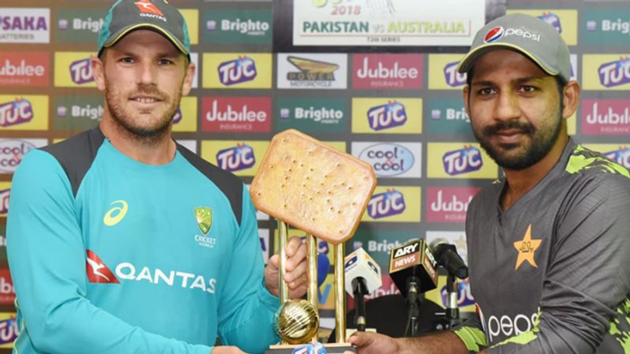 ಪಾಕ್ ಆಸೀಸ್ ಟಿ20 ಸರಣಿಗೆ ಬಿಸ್ಕೆಟ್ ಟ್ರೋಫಿ..! ಪಾಕ್ ಆಸೀಸ್ ಟಿ20 ಸರಣಿಗೆ ಬಿಸ್ಕೆಟ್ ಟ್ರೋಫಿ..!