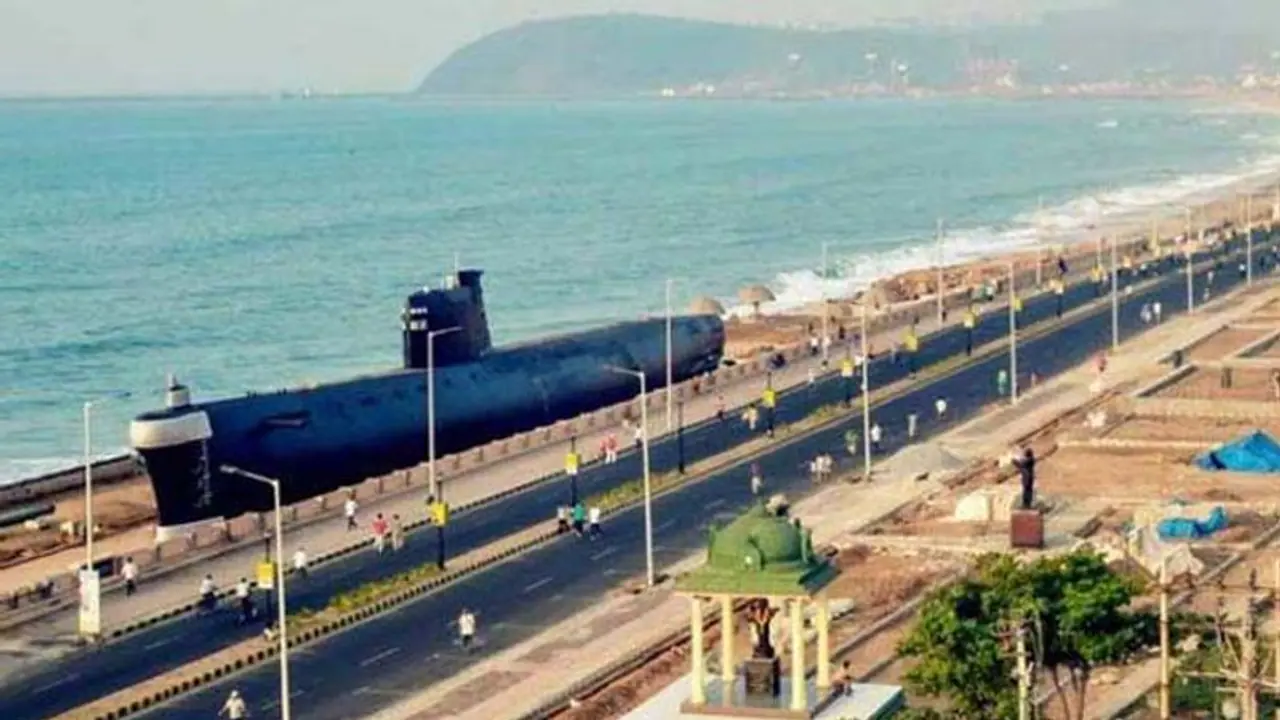 ఎగ్జిక్యూటివ్ క్యాపిటల్గా విశాఖ: తుఫాన్ల గండంపై నిపుణుల మాట ఇదే.. ఎగ్జిక్యూటివ్ క్యాపిటల్గా విశాఖ: తుఫాన్ల గండంపై నిపుణుల మాట ఇదే..