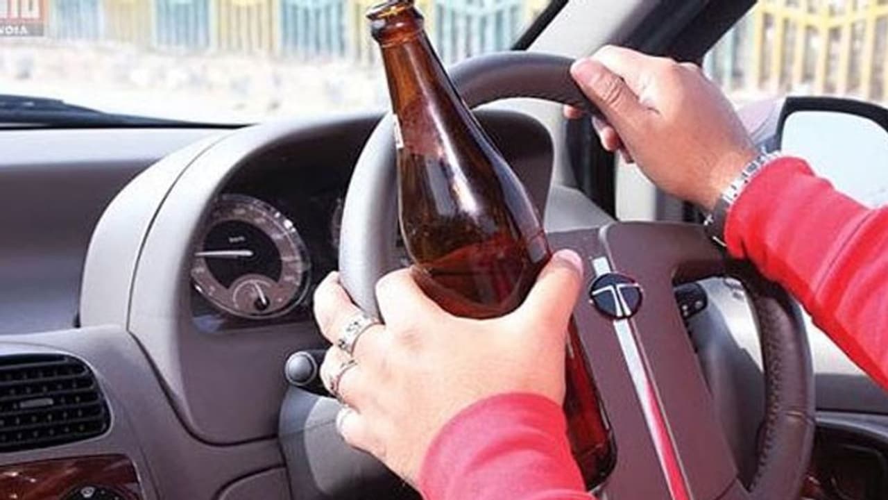 డ్రంకెన్ డ్రైవ్ లో పట్టుబడ్డ స్టార్ ప్రొడ్యూసర్! డ్రంకెన్ డ్రైవ్ లో పట్టుబడ్డ స్టార్ ప్రొడ్యూసర్!