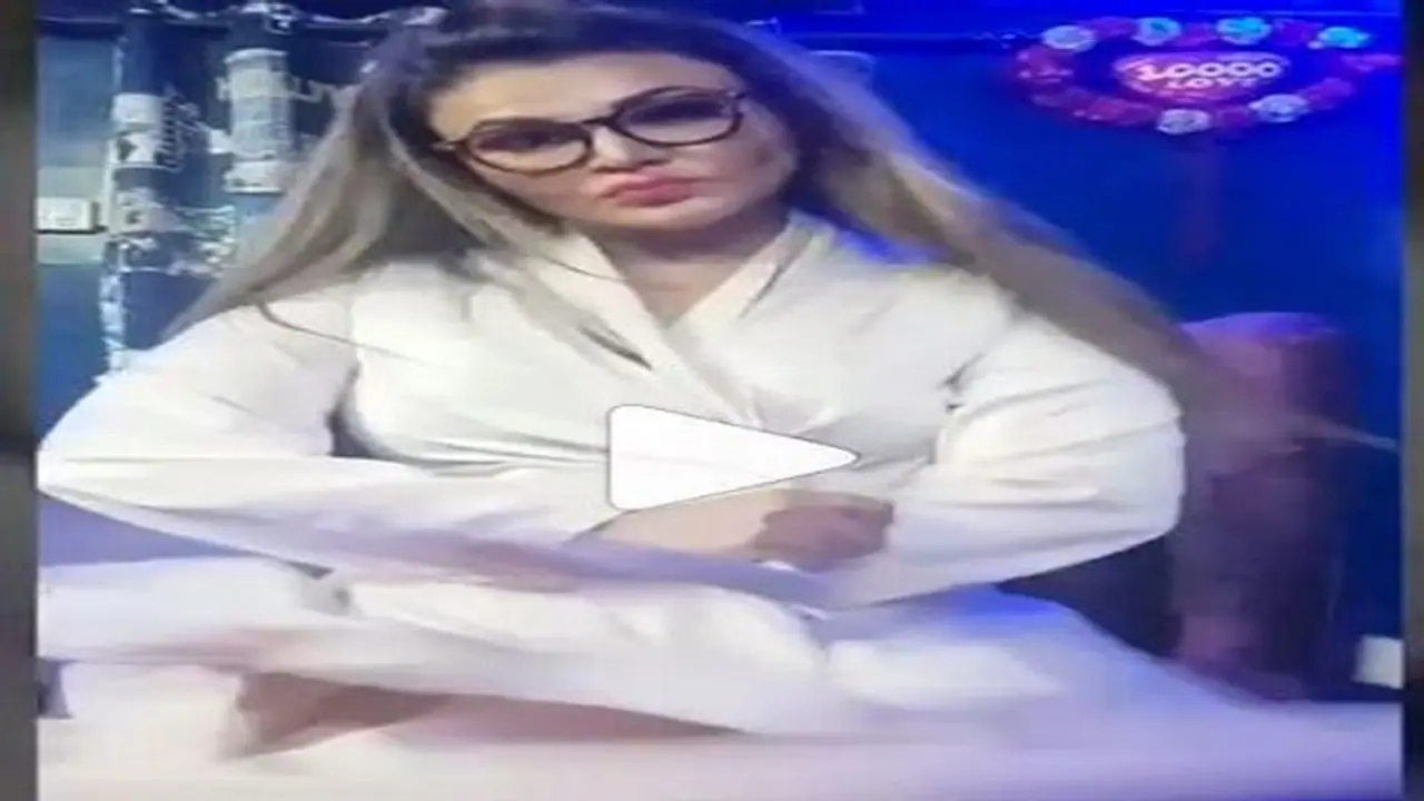 ಹೆಣ್ಮಕ್ಕಳ ಮಾನ ಸಂರಕ್ಷಣೆಗೆ ರಾಖಿ ಬೆಚ್ಚಿ ಬೀಳಿಸೋ ಸಂಶೋಧನೆ! ವಿಡಿಯೋ ಹೆಣ್ಮಕ್ಕಳ ಮಾನ ಸಂರಕ್ಷಣೆಗೆ ರಾಖಿ ಬೆಚ್ಚಿ ಬೀಳಿಸೋ ಸಂಶೋಧನೆ! ವಿಡಿಯೋ