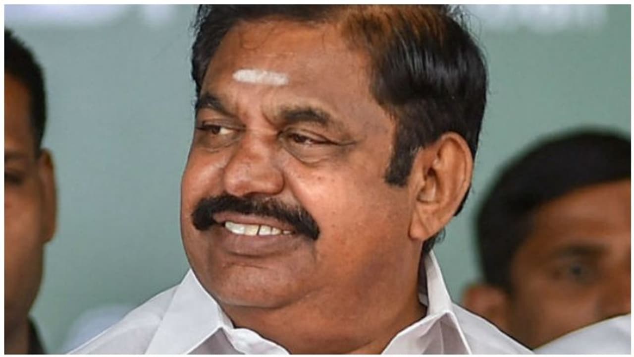 அசத்தல் திட்டங்கள் மூலம் அதிரடி காட்டும் எடப்பாடி .. டாப் கியரில் செல்லும் அதிமுக அரசு ..