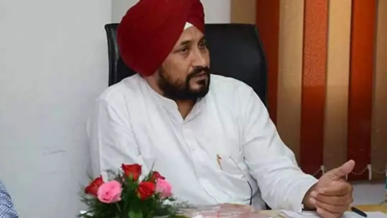 முடிவுக்கு வந்த அரசியல் நெருக்கடி… பஞ்சாப்பின் புதிய முதல்வராகும் சரண்ஜித் சிங் சன்னி…! முடிவுக்கு வந்த அரசியல் நெருக்கடி… பஞ்சாப்பின் புதிய முதல்வராகும் சரண்ஜித் சிங் சன்னி…!