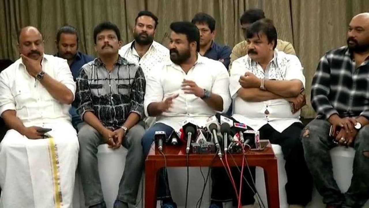 'ഇനിയും നഷ്ടം സഹിക്കാന് കഴിയില്ല'; 'അമ്മ' ഷോയ്ക്ക് താരങ്ങളെ വിട്ടുനല്കാനാവില്ലെന്ന് നിര്മ്മാതാക്കള് 'ഇനിയും നഷ്ടം സഹിക്കാന് കഴിയില്ല'; 'അമ്മ' ഷോയ്ക്ക് താരങ്ങളെ വിട്ടുനല്കാനാവില്ലെന്ന് നിര്മ്മാതാക്കള്