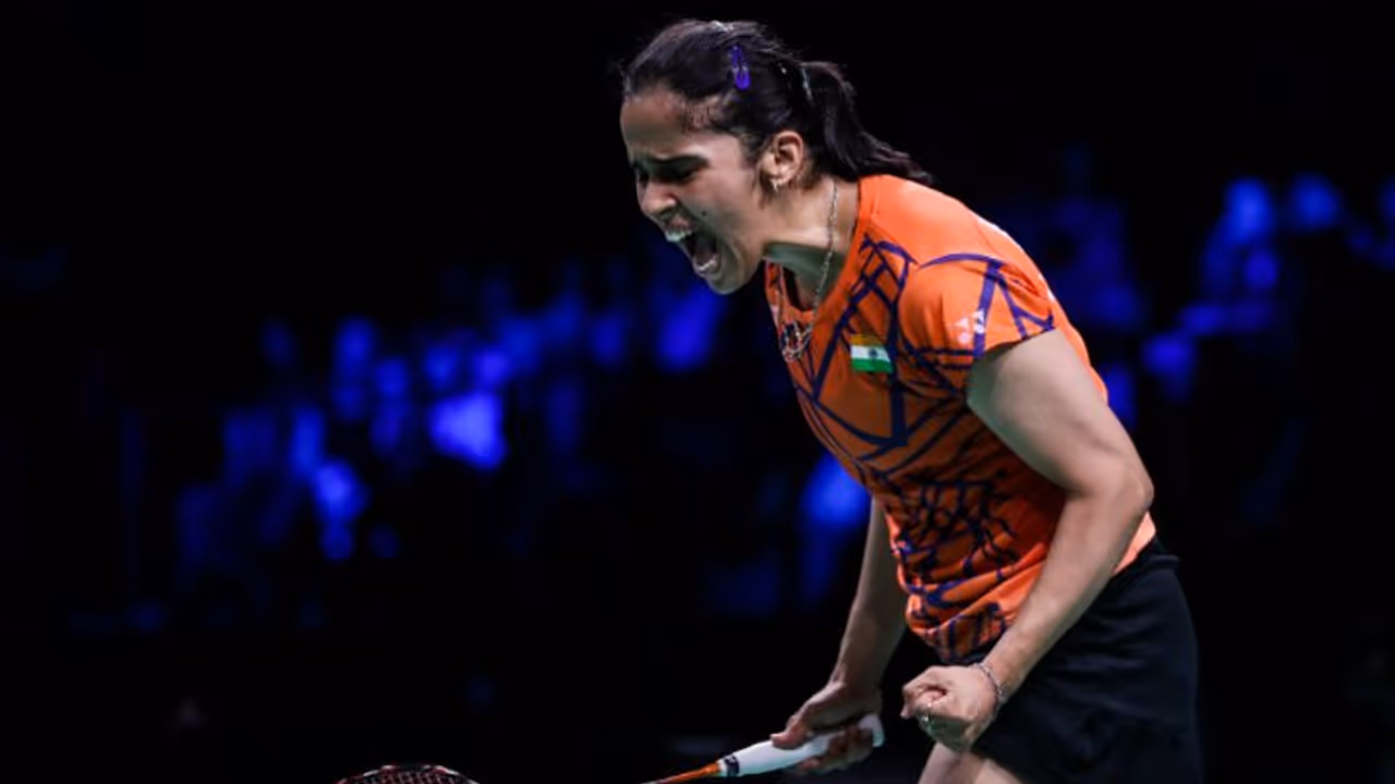 French Open: Saina Nehwal ousts Nozomi Okuhara to enter quarters; Kidambi Srikanth also advances