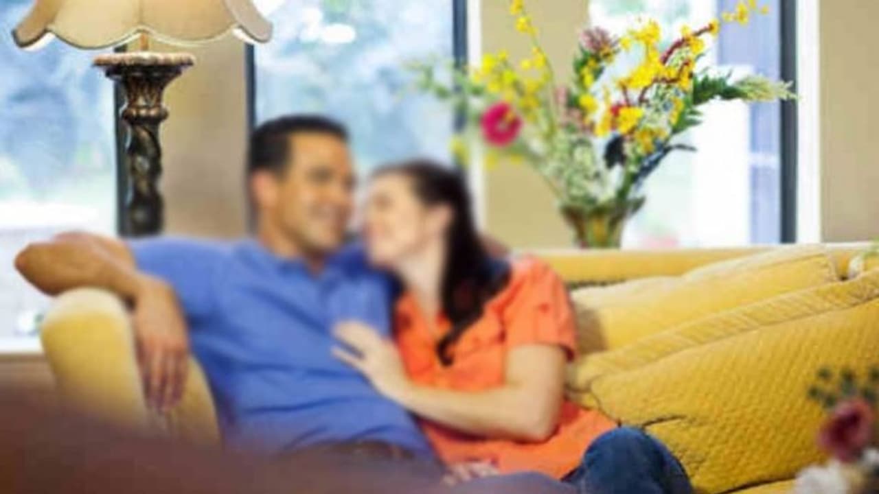 திருமணம் ஆன ஆண்களை இளம் பெண்கள் காதலிப்பது ஏன்? திருமணம் ஆன ஆண்களை இளம் பெண்கள் காதலிப்பது ஏன்?