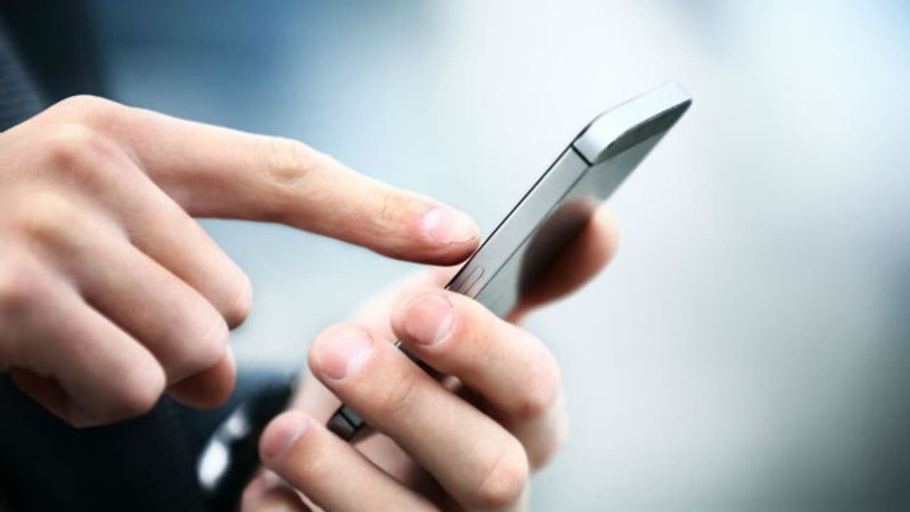 ಇನ್ಮುಂದೆ ಈ ಫೋನ್ಗಳಿಗೆ ಸಾಫ್ಟ್ ವೇರ್ ಅಪ್ಡೇಟ್ ಸಿಗಲ್ಲ! ಇನ್ಮುಂದೆ ಈ ಫೋನ್ಗಳಿಗೆ ಸಾಫ್ಟ್ ವೇರ್ ಅಪ್ಡೇಟ್ ಸಿಗಲ್ಲ!