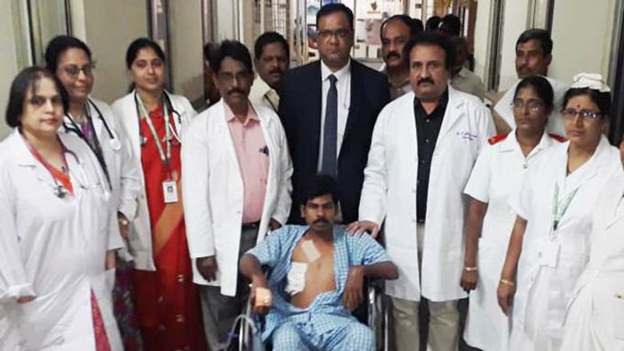 ఊపిరితిత్తుల్లోకి సూది.. అరుదైన శస్త్ర చికిత్స చేసిన గాంధీ వైద్యులు