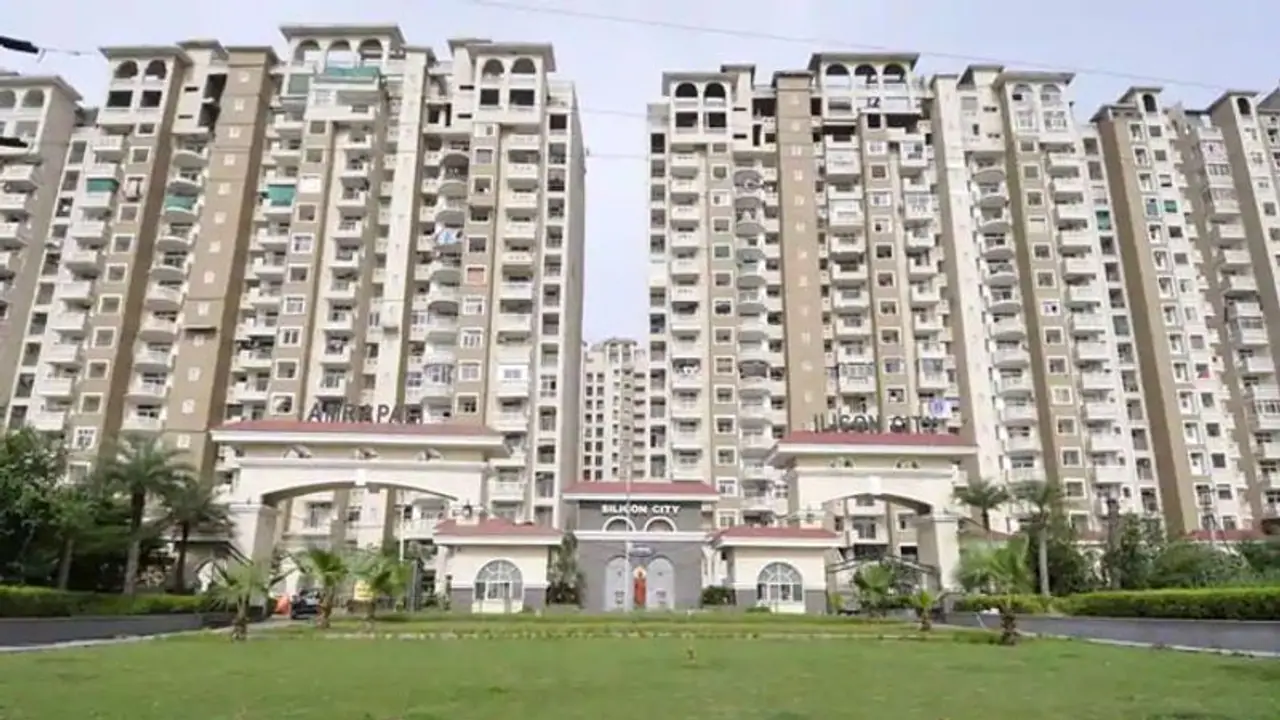 आम्रपाली ग्रुप के कर्ता धर्ता सौंपे अपनी निजी संपत्ति का ब्यौरा, सुप्रीम कोर्ट ने दिया आदेश