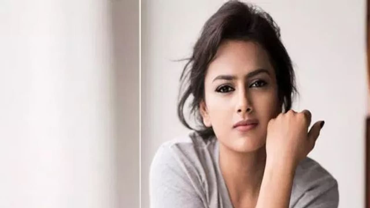 మీటూ: కమల్ రజిని ఎక్కడ?.. ఆన్సర్ ఇవ్వాలట!