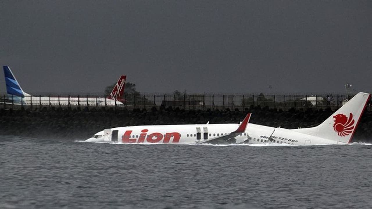 ఇండోనేషియా విమాన ప్రమాదం.. అదంతా తప్పుడు వార్త ఇండోనేషియా విమాన ప్రమాదం.. అదంతా తప్పుడు వార్త