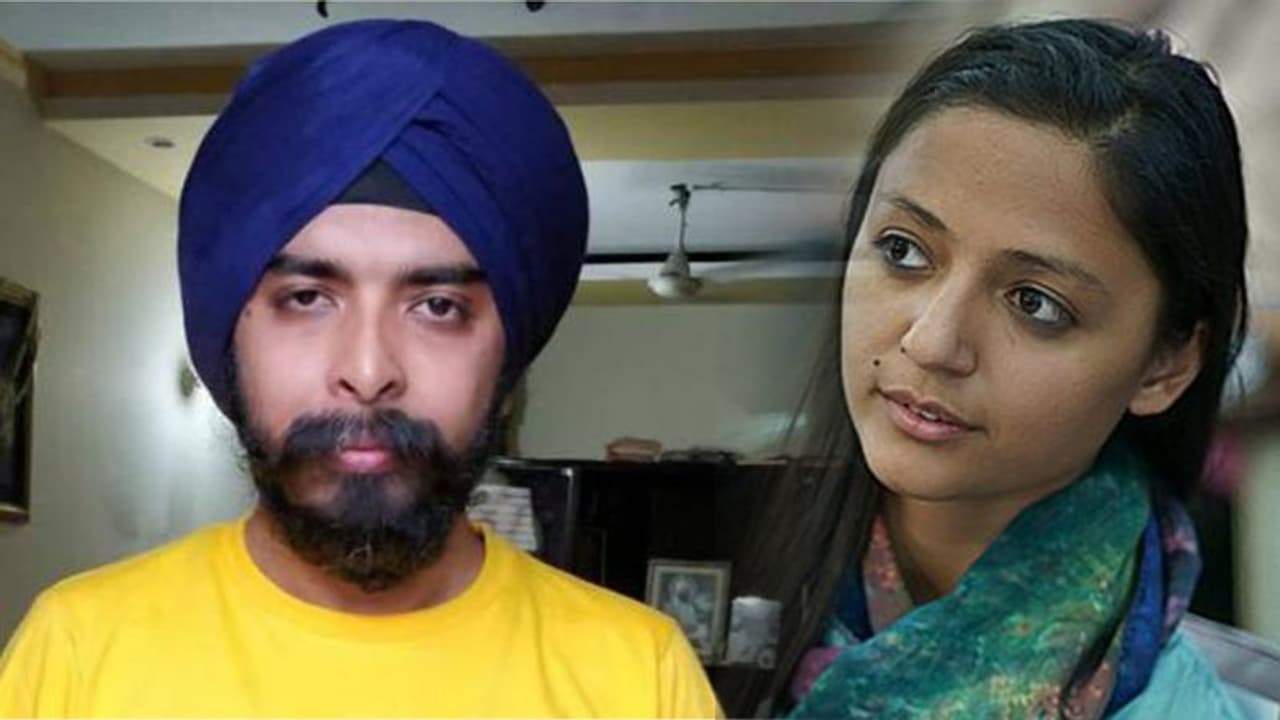 बग्गा से पंगा पड़ा महंगा, शेहला पर मानहानि का केस