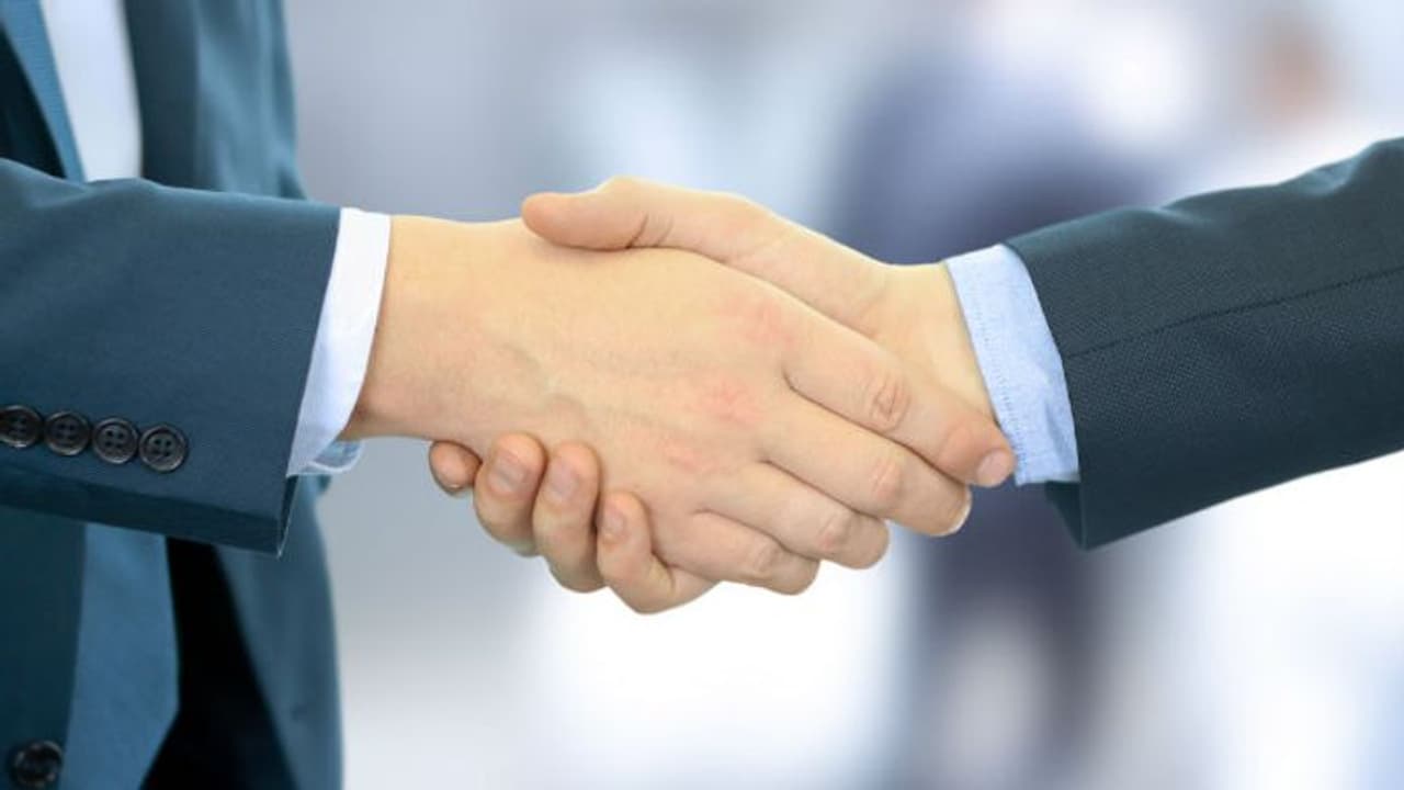 പരസ്പരമുള്ള വിശ്വാസം നഷ്ടപ്പെടുന്നുവോ? എങ്കിലറിയുക, നിങ്ങള് മറ്റൊന്ന് കൂടി നഷ്ടപ്പെടുത്തുന്നു... പരസ്പരമുള്ള വിശ്വാസം നഷ്ടപ്പെടുന്നുവോ? എങ്കിലറിയുക, നിങ്ങള് മറ്റൊന്ന് കൂടി നഷ്ടപ്പെടുത്തുന്നു...