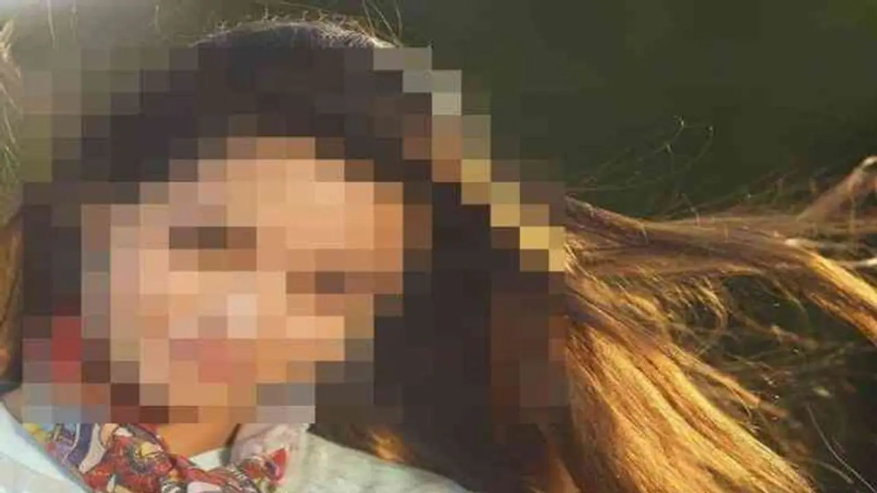 அட்ஜெஸ்ட்மென்டால் முன்னணி இடத்தை பிடித்த நடிகையில் அழகில் மயங்கிய ஹீரோ.! செய்வினை வைத்த பெற்றோர்! அட்ஜெஸ்ட்மென்டால் முன்னணி இடத்தை பிடித்த நடிகையில் அழகில் மயங்கிய ஹீரோ.! செய்வினை வைத்த பெற்றோர்!