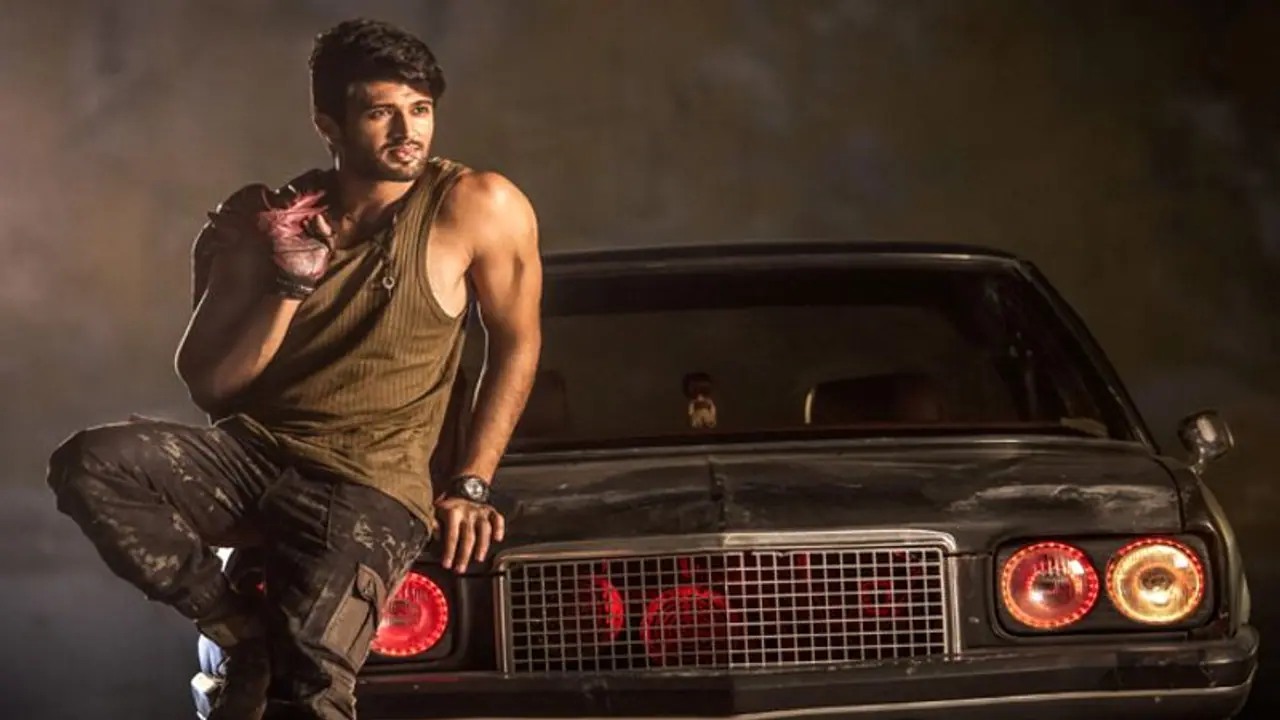 Vijay Deverakonda unhappy with Dear Comrade, demands reshoot Vijay Deverakonda unhappy with Dear Comrade, demands reshoot