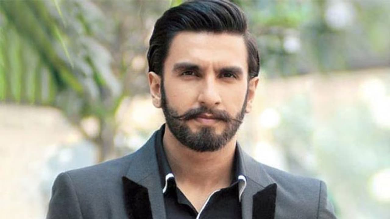 సెట్ నుండి నన్ను గెంటేశారు.. స్టార్ హీరో కామెంట్స్! సెట్ నుండి నన్ను గెంటేశారు.. స్టార్ హీరో కామెంట్స్!