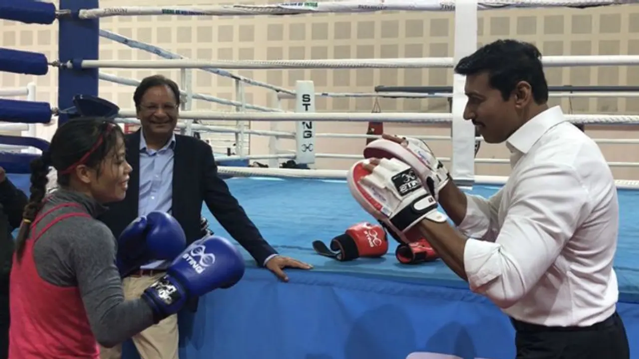 When ‘incredibly fit’ Mary Kom took on fellow Olympic medallist Rajyavardhan Singh Rathore in a boxing bout