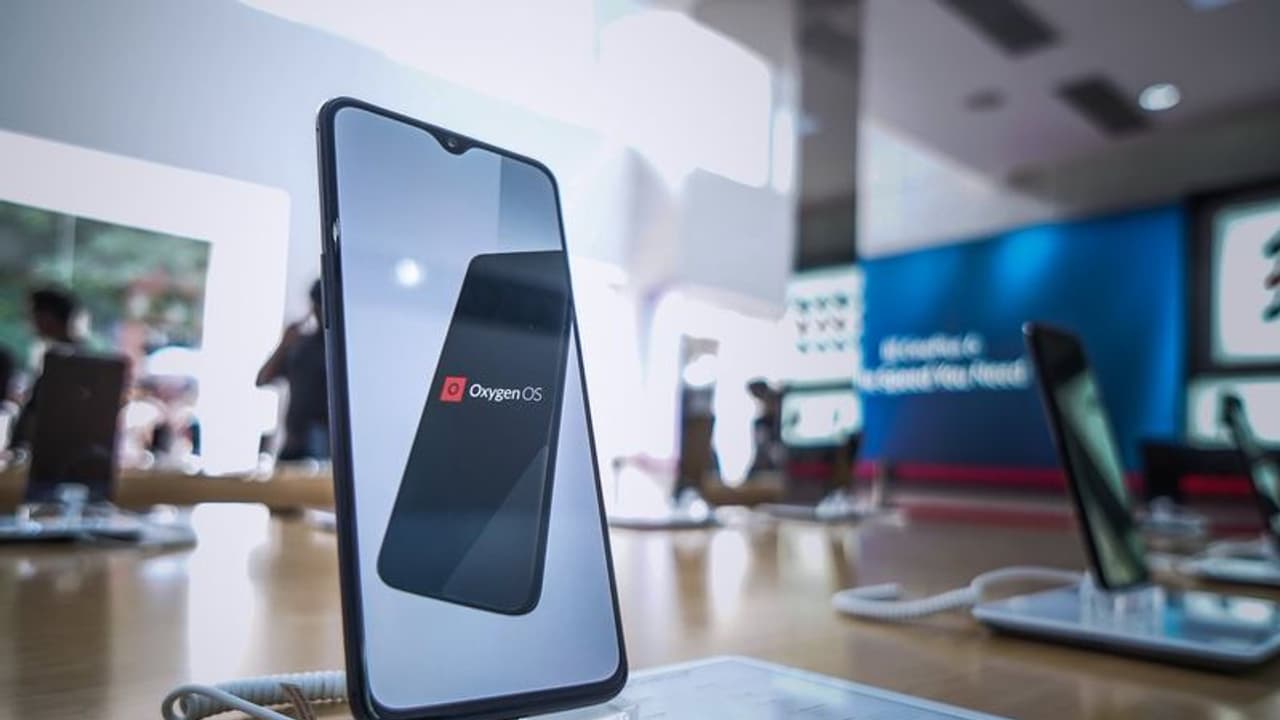 ಭಾರತದ ಮಾರುಕಟ್ಟೆಗೆ ಲಗ್ಗೆಯಿಟ್ಟ OnePlus 6T; ಮುಗಿಬಿದ್ದ ಗ್ರಾಹಕರು