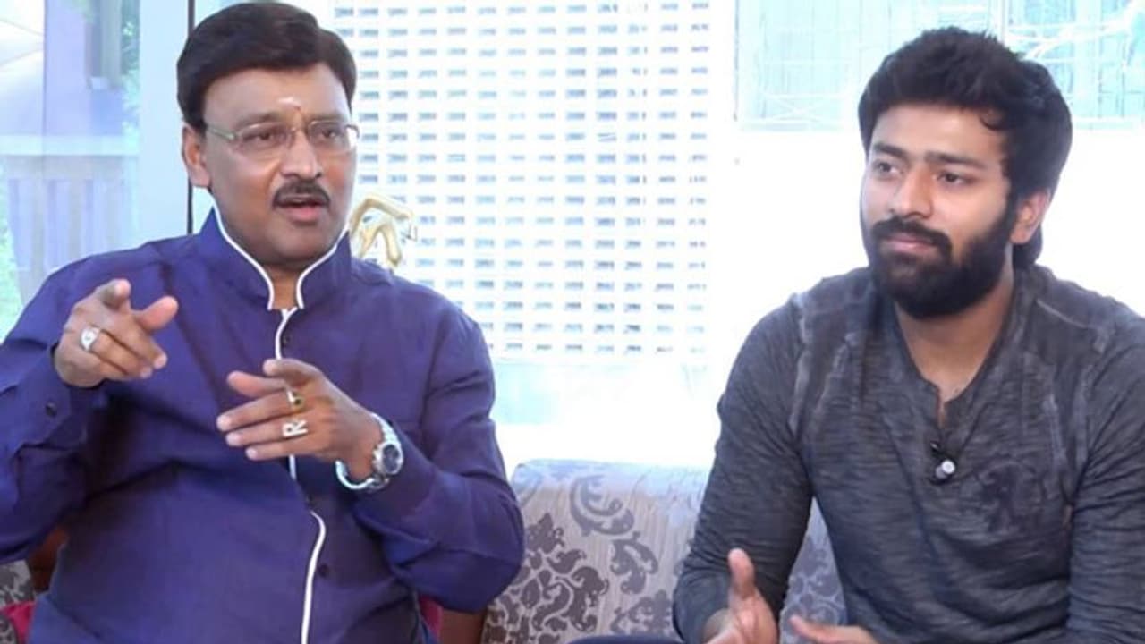 சர்கார் கோஷ்டிக்கு பயந்து அப்பா ராஜினாமா செய்யவில்லை... பதறும் சாந்தனு பாக்கியராஜ்! சர்கார் கோஷ்டிக்கு பயந்து அப்பா ராஜினாமா செய்யவில்லை... பதறும் சாந்தனு பாக்கியராஜ்!