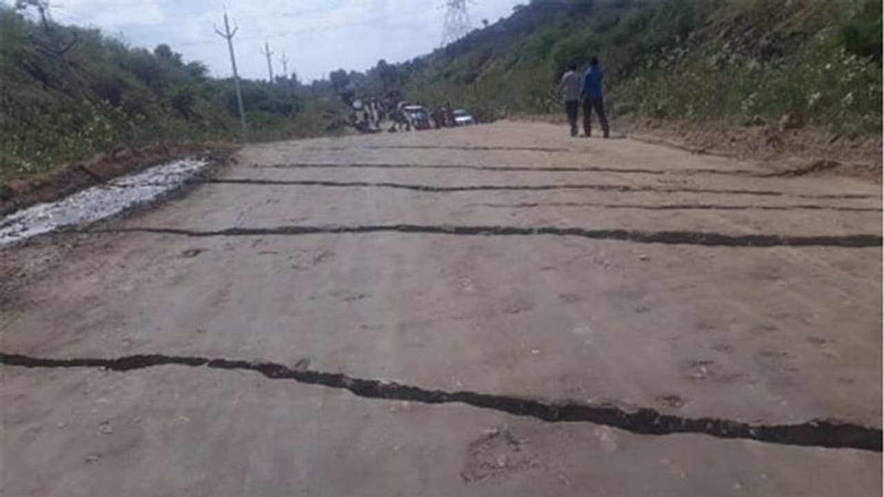 Road to Polavaram project site develops cracks, causes panic; officials rubbish earthquake rumours