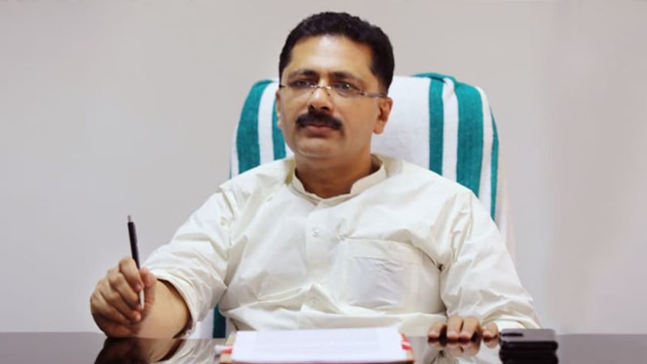 ബന്ധു നിയമനം യൂത്ത് ലീഗിന്റെ ഉണ്ടയില്ലാ വെടി: മന്ത്രി കെ.ടി.ജലീല് ബന്ധു നിയമനം യൂത്ത് ലീഗിന്റെ ഉണ്ടയില്ലാ വെടി: മന്ത്രി കെ.ടി.ജലീല്