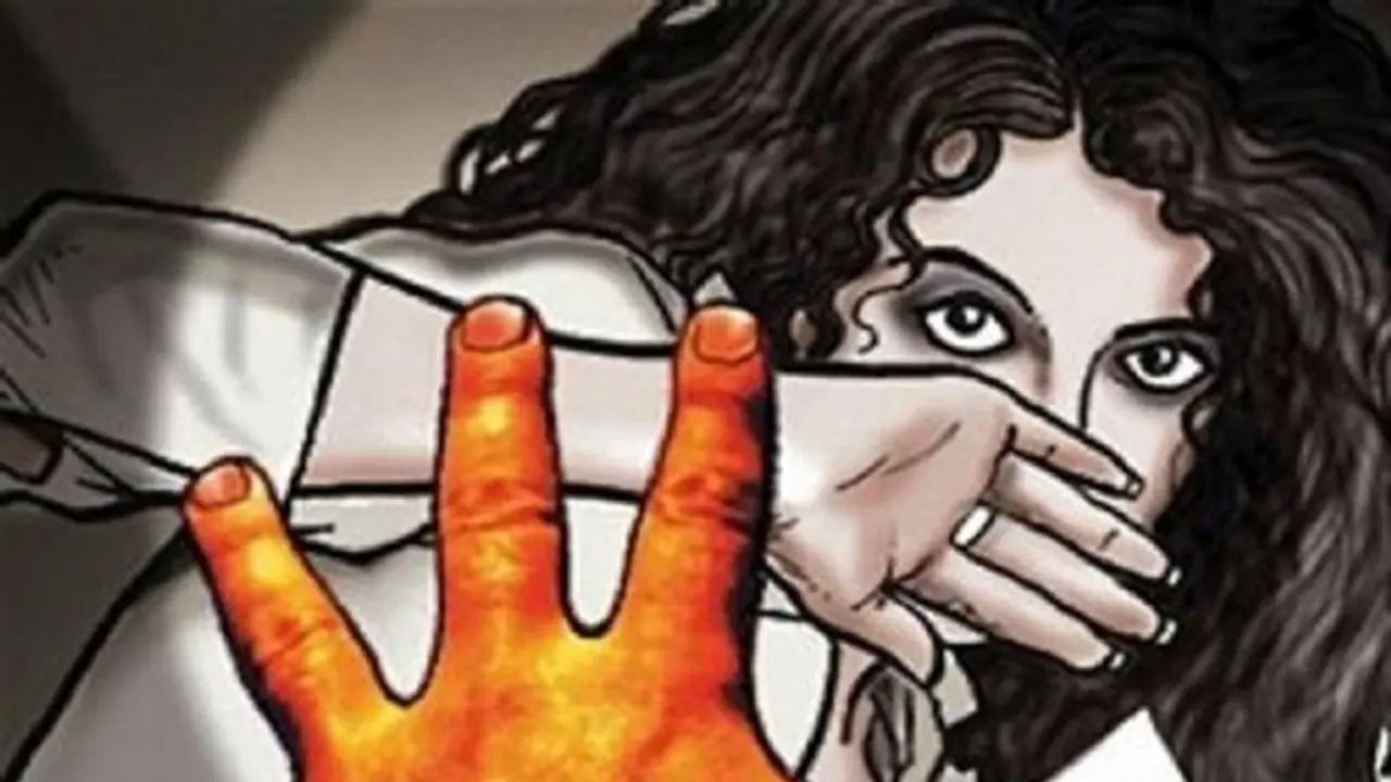 शर्मसार हुआ देश: यूपी के बरेली में आईसीयू में नाबालिग से पांच लोगों ने किया गैंगरेप