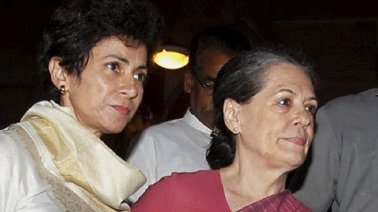 सोनिया की करीबी पर लगा 3.5 करोड़ में टिकट बेचने का आरोप सोनिया की करीबी पर लगा 3.5 करोड़ में टिकट बेचने का आरोप