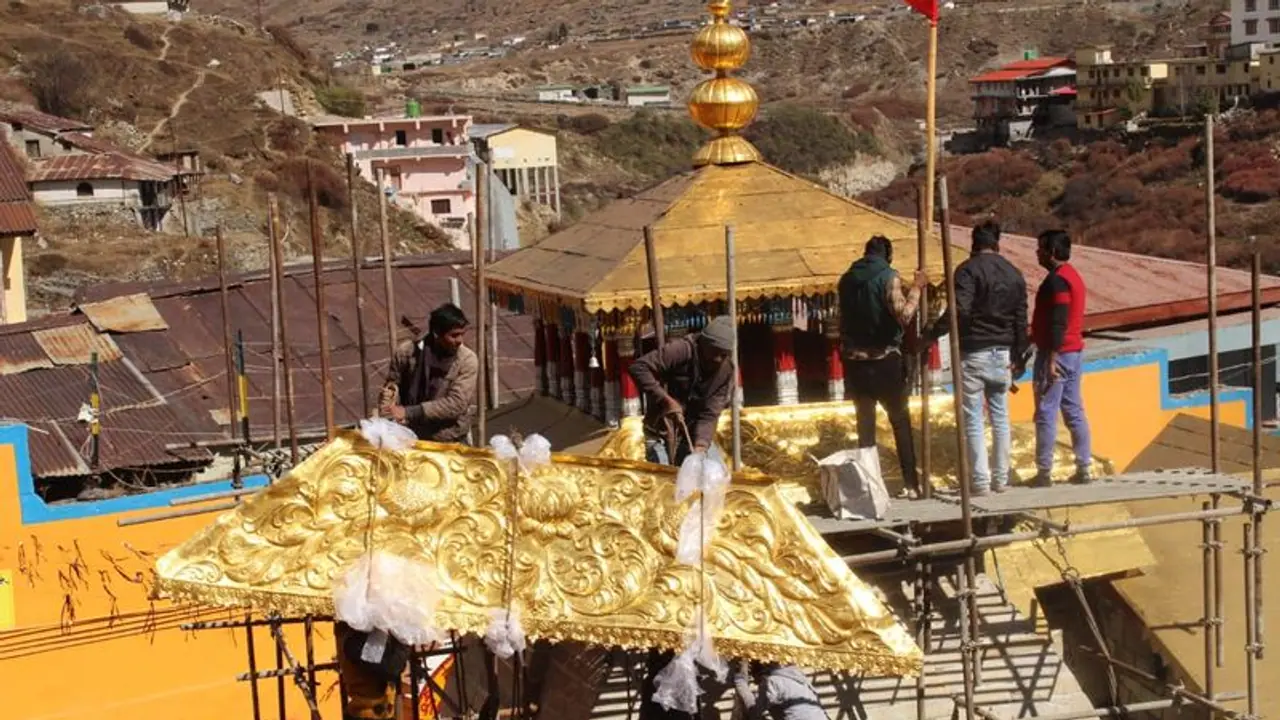 धनतेरस पर बद्रीनाथ को मिली सोने की छत