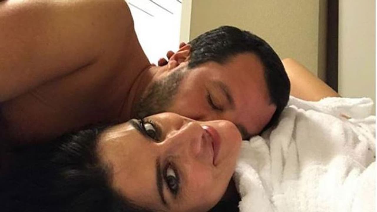 ಬೆಡ್ ರೂಂ ನಗ್ನ ಚಿತ್ರ ಪೋಸ್ಟ್ : ಬ್ರೇಕಪ್ ವಿಚಾರ ಬಿಚ್ಚಿಟ್ಟ ಡೆಪ್ಯೂಟಿ ಪ್ರಧಾನಿ ಪ್ರೇಯಸಿ ಬೆಡ್ ರೂಂ ನಗ್ನ ಚಿತ್ರ ಪೋಸ್ಟ್ : ಬ್ರೇಕಪ್ ವಿಚಾರ ಬಿಚ್ಚಿಟ್ಟ ಡೆಪ್ಯೂಟಿ ಪ್ರಧಾನಿ ಪ್ರೇಯಸಿ