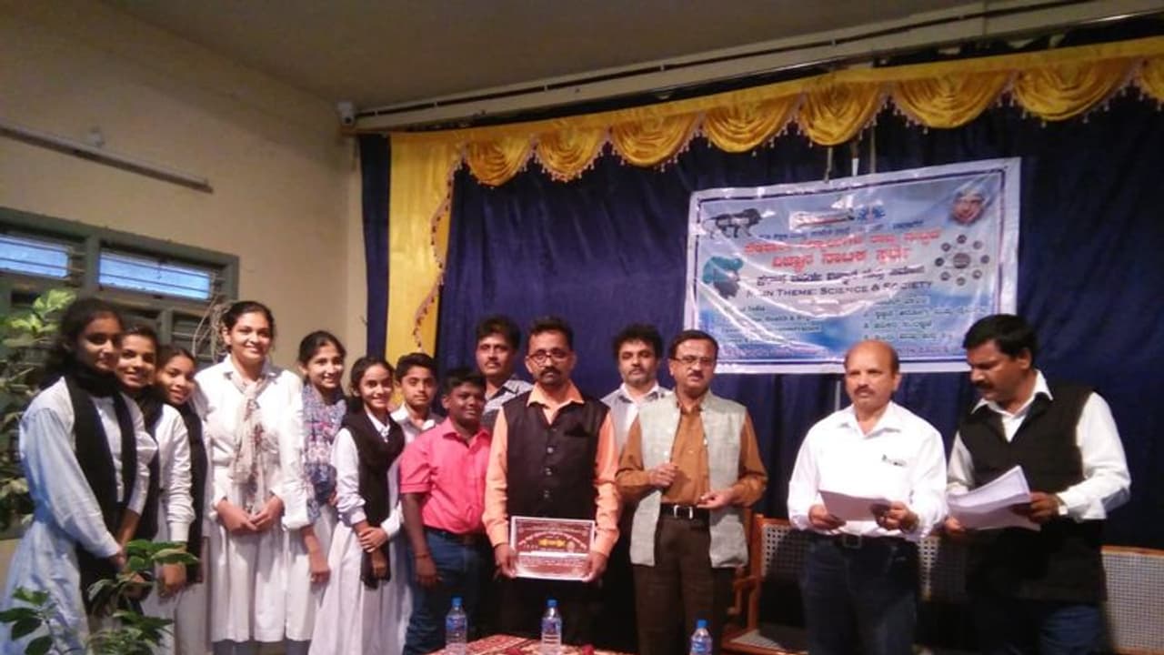 ವಿಜ್ಞಾನ ನಾಟಕ: ಉಪ್ಪಿನಂಗಡಿ ಇಂದ್ರಪ್ರಸ್ಥ ಶಾಲೆ ರಾಜ್ಯಕ್ಕೆ ಪ್ರಥಮ ವಿಜ್ಞಾನ ನಾಟಕ: ಉಪ್ಪಿನಂಗಡಿ ಇಂದ್ರಪ್ರಸ್ಥ ಶಾಲೆ ರಾಜ್ಯಕ್ಕೆ ಪ್ರಥಮ