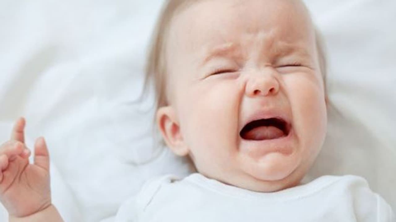 നിങ്ങളുടെ കുഞ്ഞ് ചില സമയങ്ങളിൽ നിർത്താതെ കരയാറുണ്ട്? നിങ്ങളുടെ കുഞ്ഞ് ചില സമയങ്ങളിൽ നിർത്താതെ കരയാറുണ്ട്?