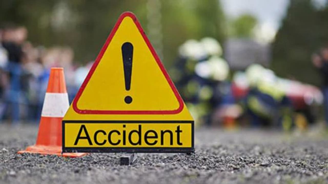 വളവില് ബസ് ഡ്രൈവറുടെ അശ്രദ്ധ: നഷ്ടപ്പെട്ടത് 20 വയസുകാരന്റെ ജീവന് വളവില് ബസ് ഡ്രൈവറുടെ അശ്രദ്ധ: നഷ്ടപ്പെട്ടത് 20 വയസുകാരന്റെ ജീവന്