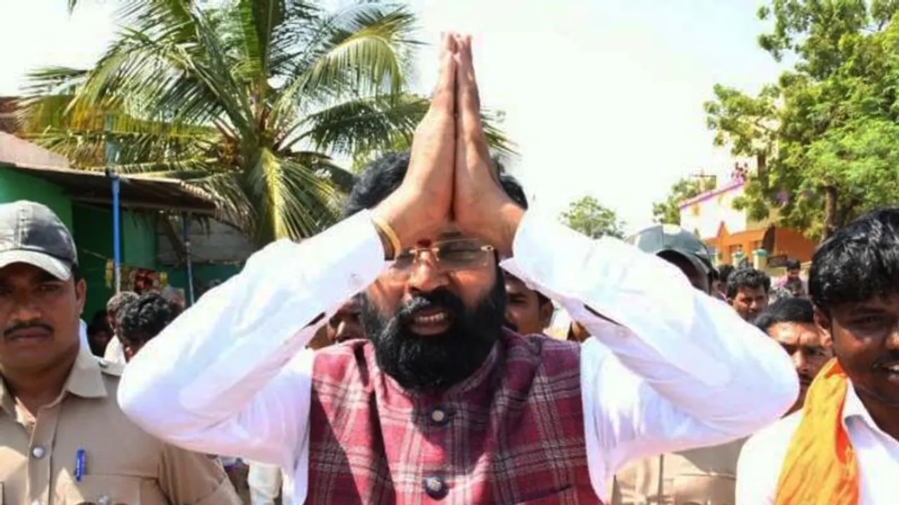 Ideological confusion over Tipu Jayanti, Lingayats cost BJP Ballari by poll