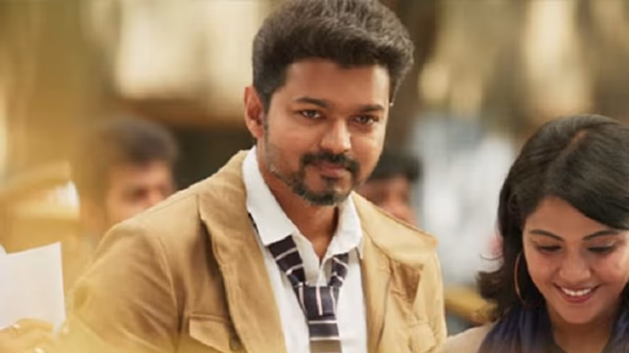 Sarkar box office collection day 2: Vijay's movie breaks Baahubali, Sanju's record, earns over Rs 100 crore