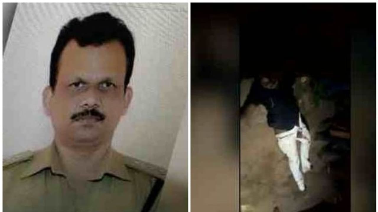 നെയ്യാറ്റിന്കര കൊലപാതകം; രണ്ട് പൊലീസുകാര്ക്ക് സസ്പെന്ഷന് നെയ്യാറ്റിന്കര കൊലപാതകം; രണ്ട് പൊലീസുകാര്ക്ക് സസ്പെന്ഷന്