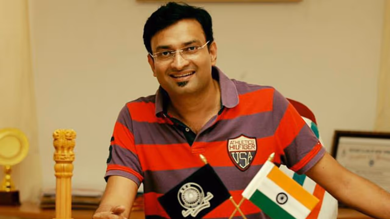 സർക്കാറിനെതിരെ ഇതുവരെ ഒരു കേസും കൊടുത്തിട്ടില്ല. അതിന് സാഹചര്യം ഒരുക്കരുതെന്ന് എന് പ്രശാന്ത് ഐഎഎസ് സർക്കാറിനെതിരെ ഇതുവരെ ഒരു കേസും കൊടുത്തിട്ടില്ല. അതിന് സാഹചര്യം ഒരുക്കരുതെന്ന് എന് പ്രശാന്ത് ഐഎഎസ്