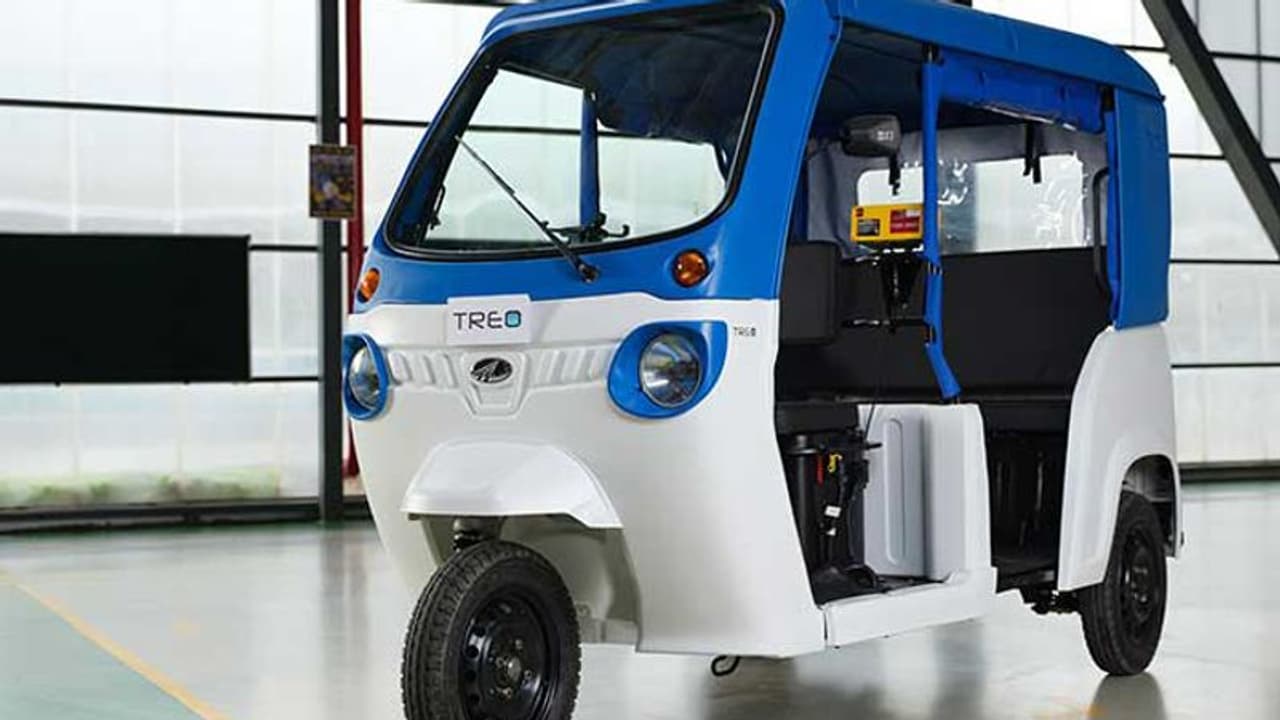 മഹീന്ദ്ര ഇ ട്രിയോ അവതരിക്കാന് ഇനി മണിക്കൂറുകള് മാത്രം മഹീന്ദ്ര ഇ ട്രിയോ അവതരിക്കാന് ഇനി മണിക്കൂറുകള് മാത്രം