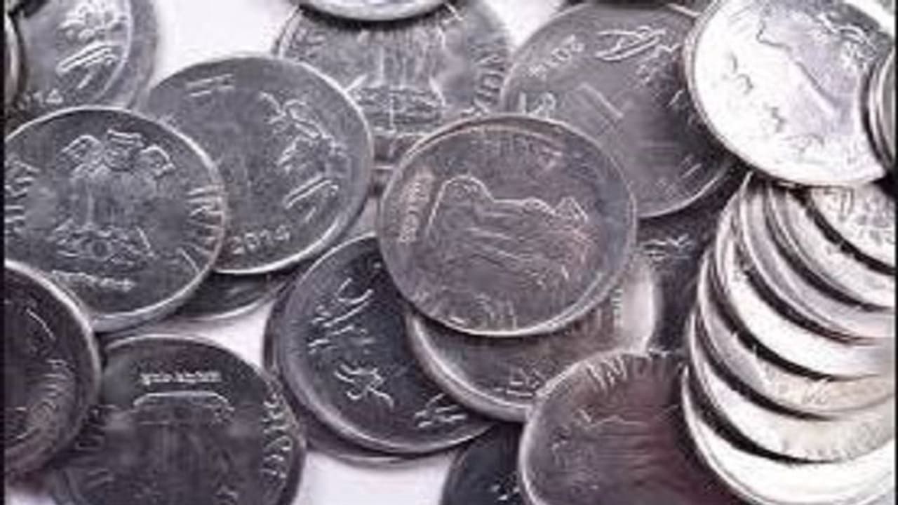 1ರೂ.ಗಳ 10 ಸಾವಿರ ನಾಣ್ಯ: 90 ನಿಮಿಷ ಎಣಿಸಿದ ಅಧಿಕಾರಿಗಳದ್ದೇ ಪುಣ್ಯ! 1ರೂ.ಗಳ 10 ಸಾವಿರ ನಾಣ್ಯ: 90 ನಿಮಿಷ ಎಣಿಸಿದ ಅಧಿಕಾರಿಗಳದ್ದೇ ಪುಣ್ಯ!