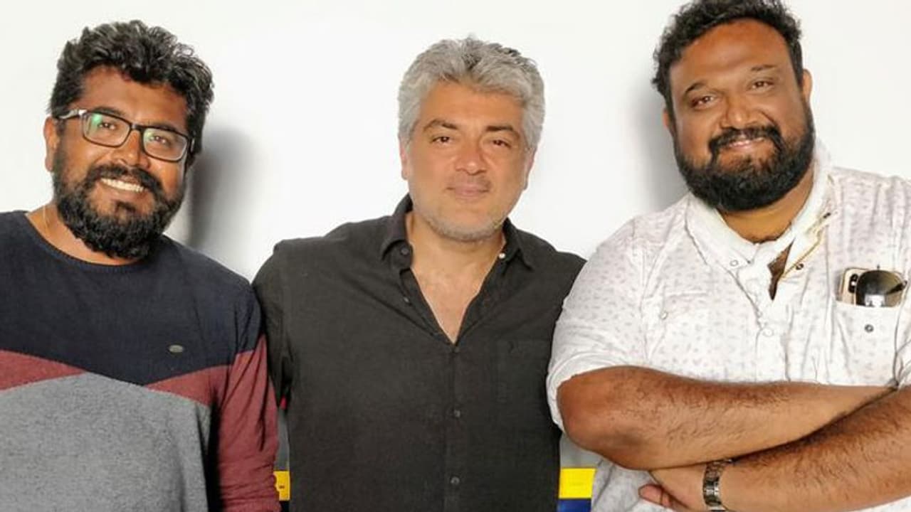 விஸ்வாஸம் நேற்று நள்ளிரவோடு பேக் அப்... அஜீத்தை கெஞ்சும் தயாரிப்பாளர் விஸ்வாஸம் நேற்று நள்ளிரவோடு பேக் அப்... அஜீத்தை கெஞ்சும் தயாரிப்பாளர்