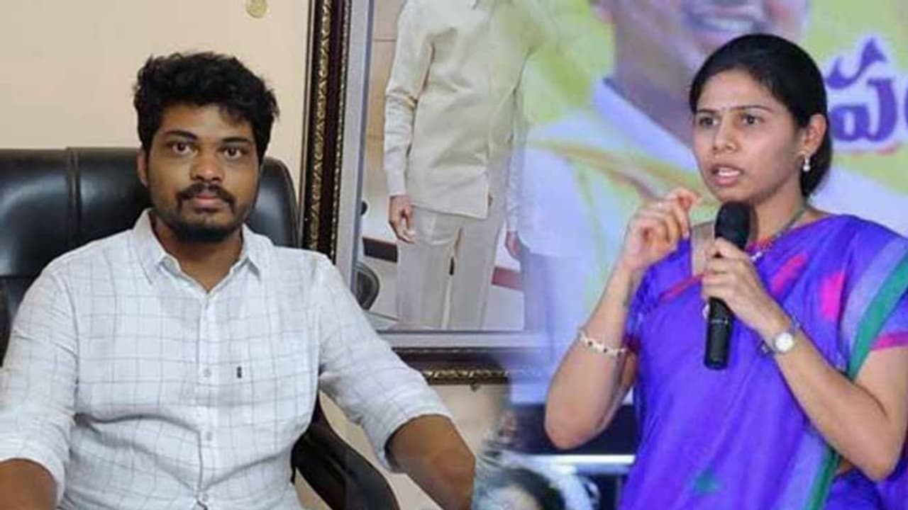 చంద్రబాబు కొలువులో అఖిలప్రియ కన్నా చిన్న మంత్రి చంద్రబాబు కొలువులో అఖిలప్రియ కన్నా చిన్న మంత్రి