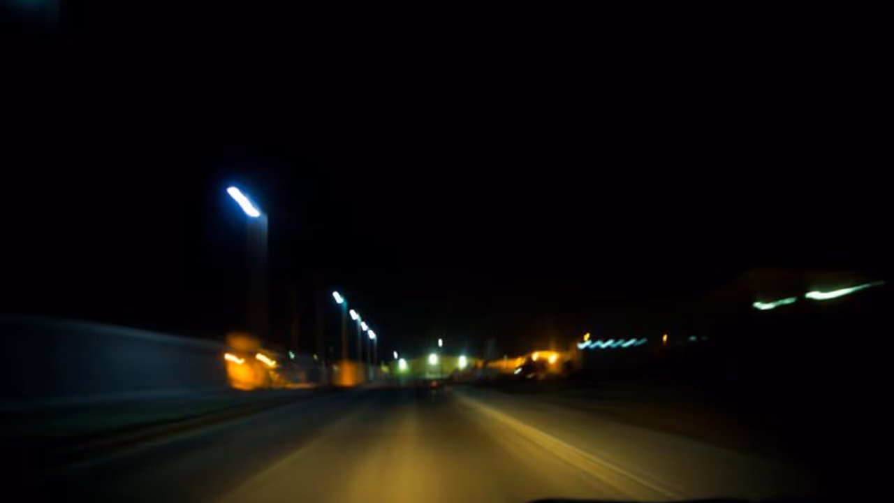 ರಾತ್ರಿ ಕಾರು ಡ್ರೈವಿಂಗ್ ಮಾಡುವಾಗ ಎಚ್ಚರ ಇಲ್ಲಿದೆ 7 ಟಿಪ್ಸ್!