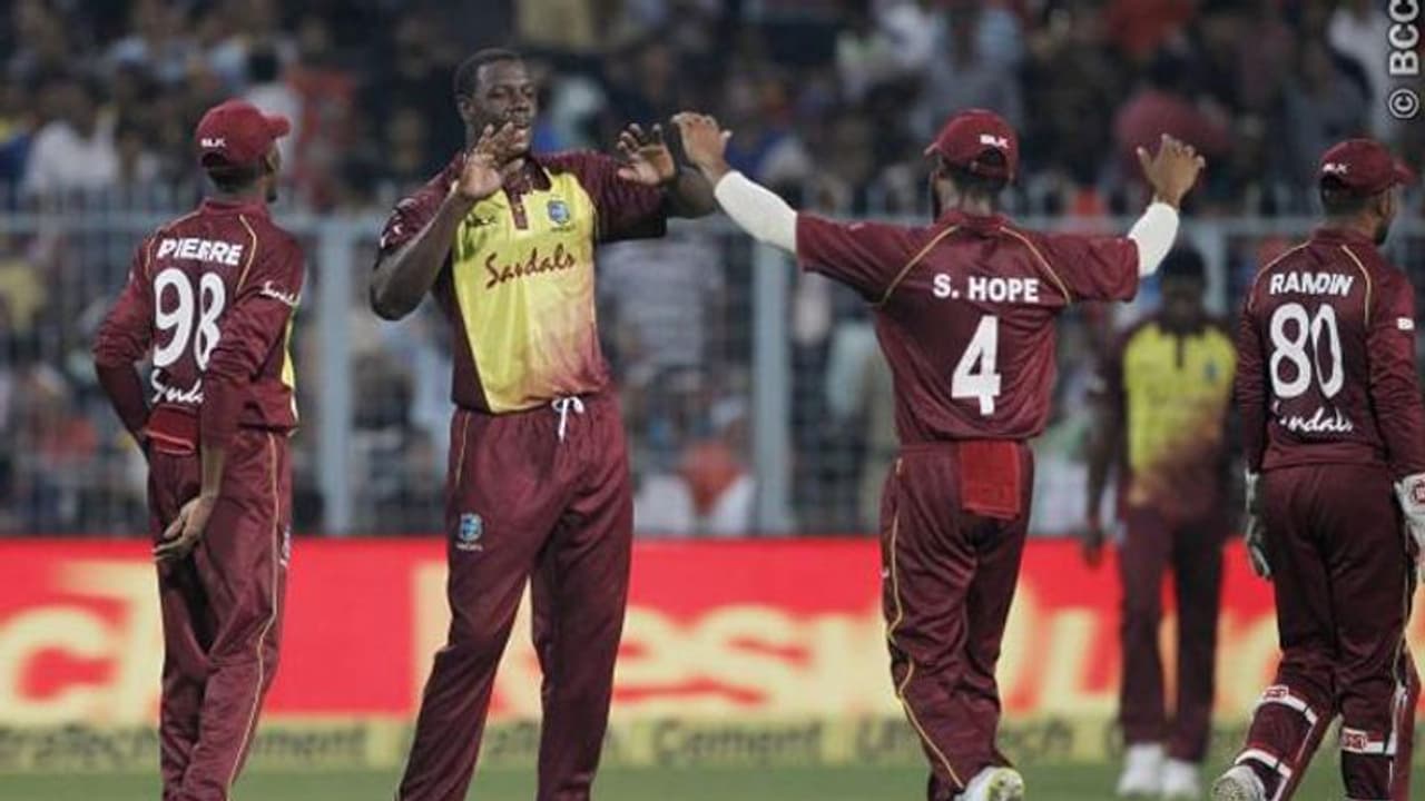 ವೆಸ್ಟ್ ಇಂಡೀಸ್ ತಂಡಕ್ಕೆ ನೂತನ ಕೋಚ್ ಆಯ್ಕೆ ಬದಲಾಗುತ್ತಾ ಅದೃಷ್ಠ! ವೆಸ್ಟ್ ಇಂಡೀಸ್ ತಂಡಕ್ಕೆ ನೂತನ ಕೋಚ್ ಆಯ್ಕೆ ಬದಲಾಗುತ್ತಾ ಅದೃಷ್ಠ!