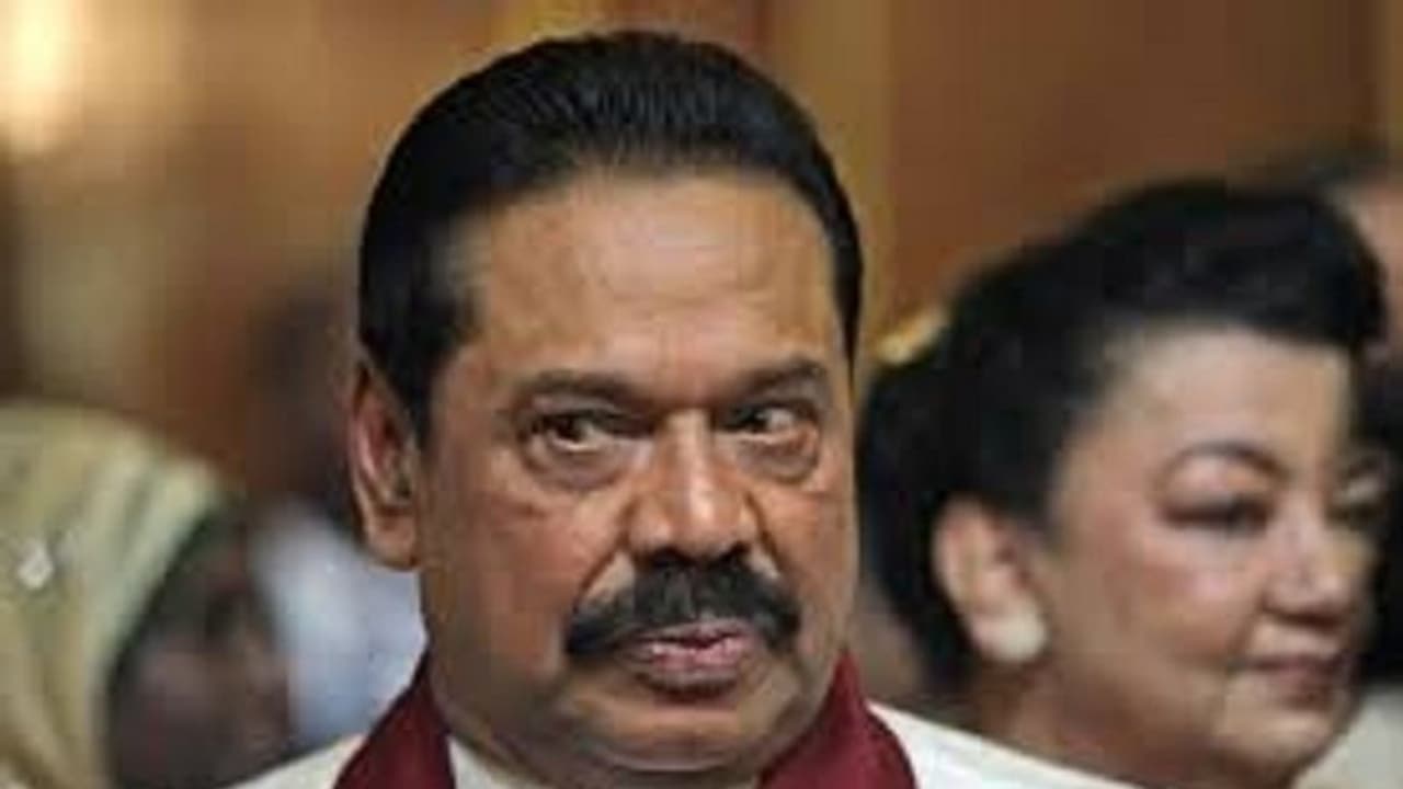 രാജപക്സെയ്ക്ക് പ്രധാനമന്ത്രിയെന്ന നിലയിൽ തീരുമാനമെടുക്കുന്നതിൽ കോടതി വിലക്കേർപ്പെടുത്തി രാജപക്സെയ്ക്ക് പ്രധാനമന്ത്രിയെന്ന നിലയിൽ തീരുമാനമെടുക്കുന്നതിൽ കോടതി വിലക്കേർപ്പെടുത്തി