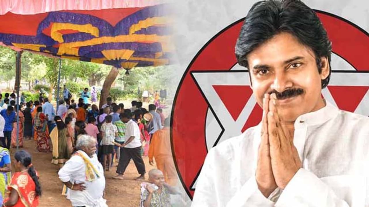 ‘‘కుల వనభోజనాలకు’’ నన్ను..జనసేనను దూరంగా ఉంచండి: పవన్ ‘‘కుల వనభోజనాలకు’’ నన్ను..జనసేనను దూరంగా ఉంచండి: పవన్