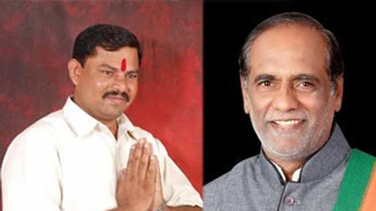 బీజేపీ అభ్యర్థులుగా నామినేషన్లు వేసిన లక్ష్మణ్, రాజాసింగ్ బీజేపీ అభ్యర్థులుగా నామినేషన్లు వేసిన లక్ష్మణ్, రాజాసింగ్